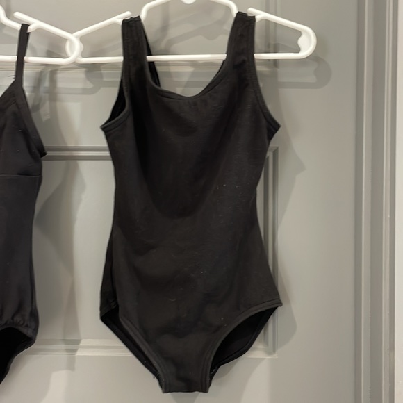 Set of 2 dance leotards - Picture 2 of 9